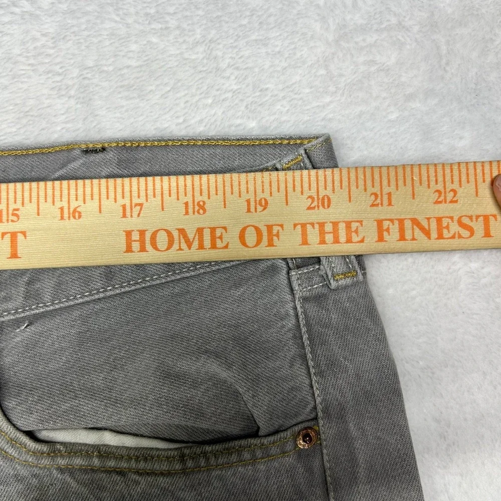Levi's 501 Jeans Men's Gray Denim Pockets Classic Straight‎ Button Fly - 41X28.5